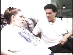 Сексвайф в положении вынуждена изменить мужу за деньги