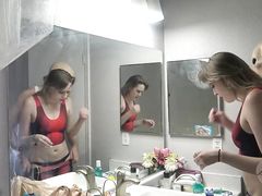 Сынок в маске трахнул мамашу на сексуальный Хэллоуин