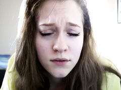 Парнишка поставил раком и трахнул стримершу с большой грудью