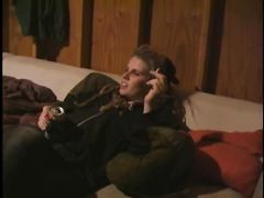 Неформальные лесбиянки снимают на видео домашний секс