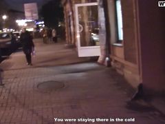 Смазливые русские парни развели на секс за деньги девушку с улицы