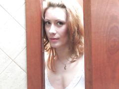 Случайный лесбийский секс в ванной двух русских девушек