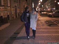 Кудрявый русский парень развел на секс девушку после знакомства