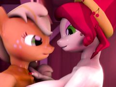 Красотки из "My Little Pony" занялись сексом в позе наездницы