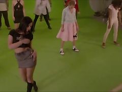 Возбуждающая сцена группового секса лесбиянок из ХХХ фильма