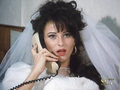 Винтажный ретро ХХХ фильм о сексуальных приключениях похотливой невесты